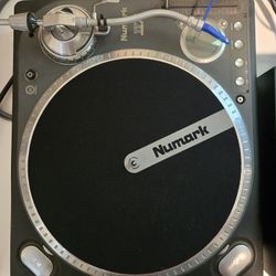 Numark DJ Turntables