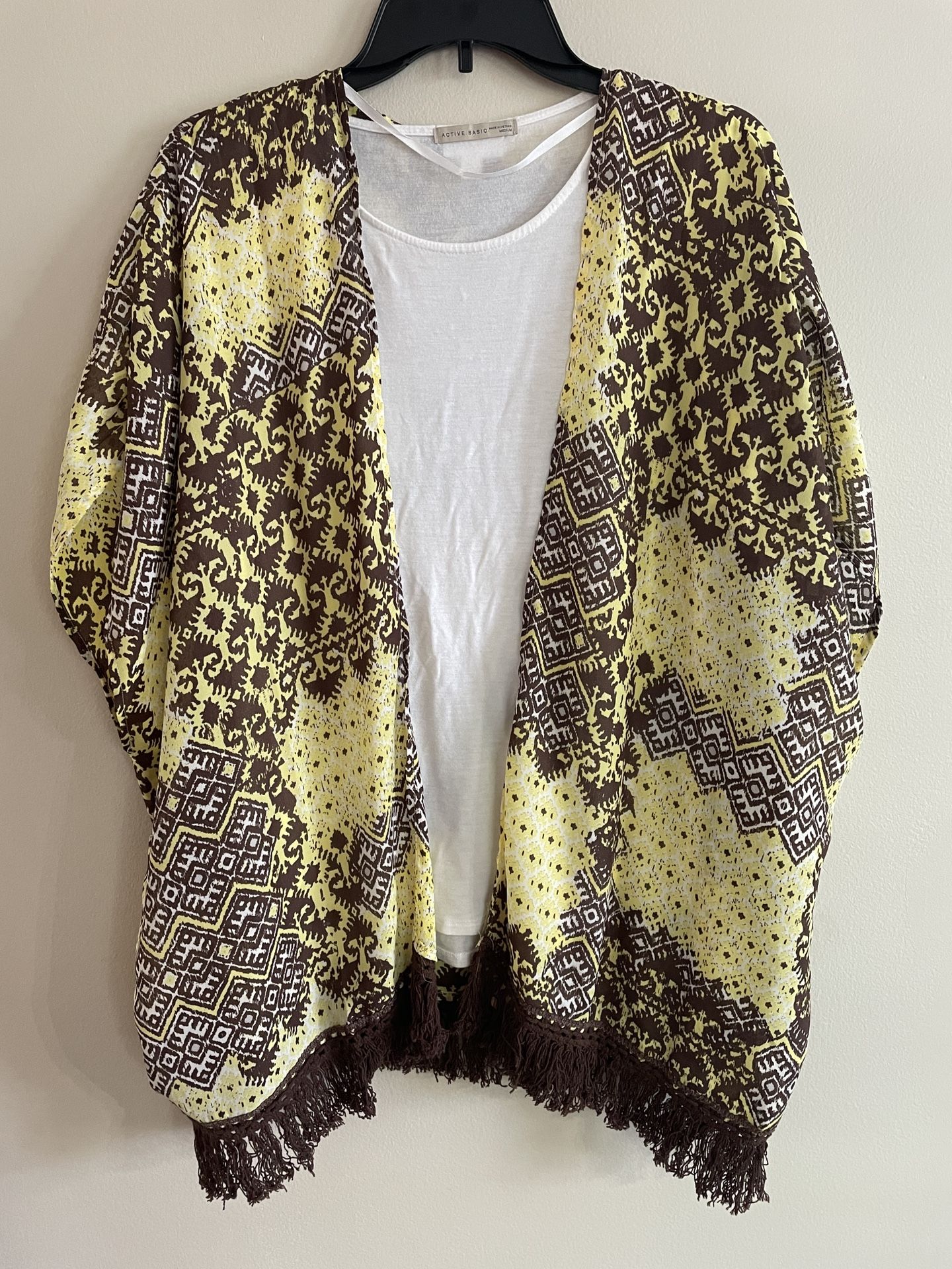 Charming Charlie’s Women’s Shawl Size Small
