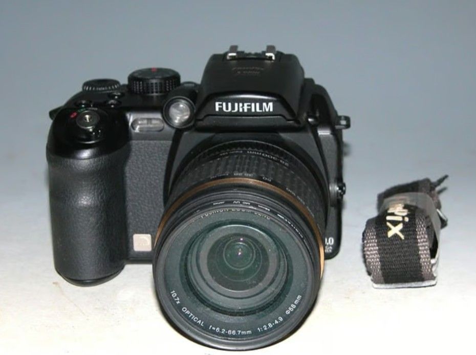 Fujifilm Finepix S9100 Digital Camera #0224