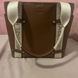 Micheal Kors Bag