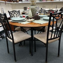 Round Kitchen Table Metal Base Wood Top  & 4 Chairs 