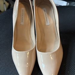 Tan Heel