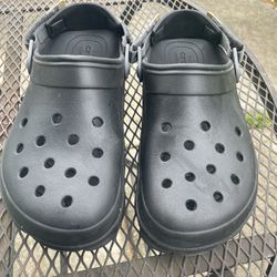 Crocs  for men  Size 11  Black With Strap 