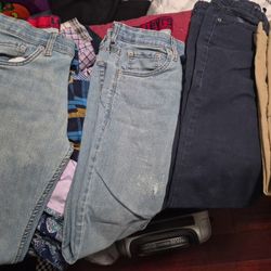 Free Boys 14-16 Shirts And Pants (LEVIS)