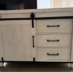TV Stand/Dresser