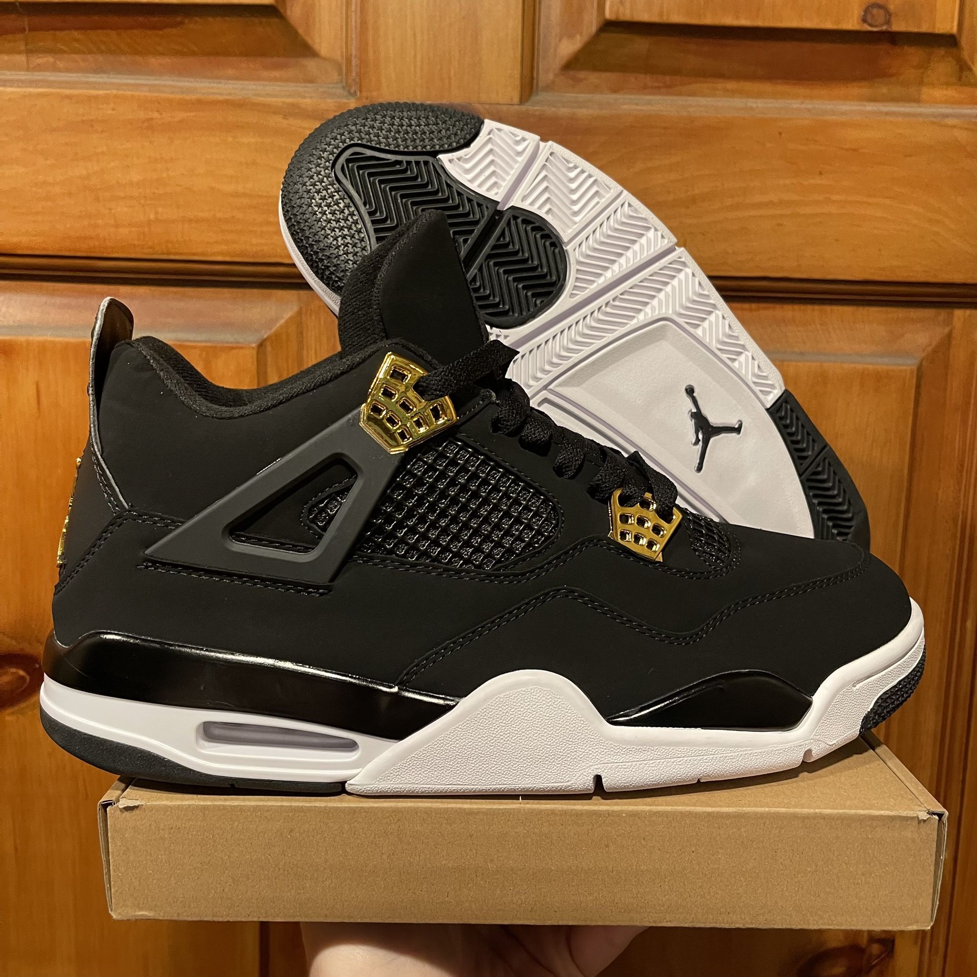Men’s Size 13 AJ4 “Royalty” Řêpz NEW