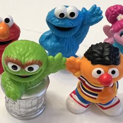 Sesame Street Figures (5)
