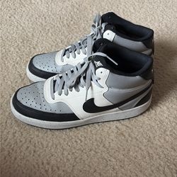 8.5 women's nike shoes