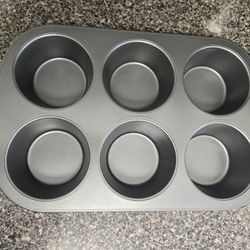 Muffin Pan, 6 Cup Jumbo, New