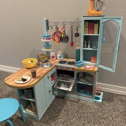 American Girl Kitchen (retired)- like new!