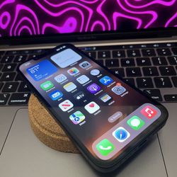 IPHONE 16E att cricket boost & more “like new”