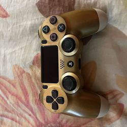 Gold PlayStation Controller 
