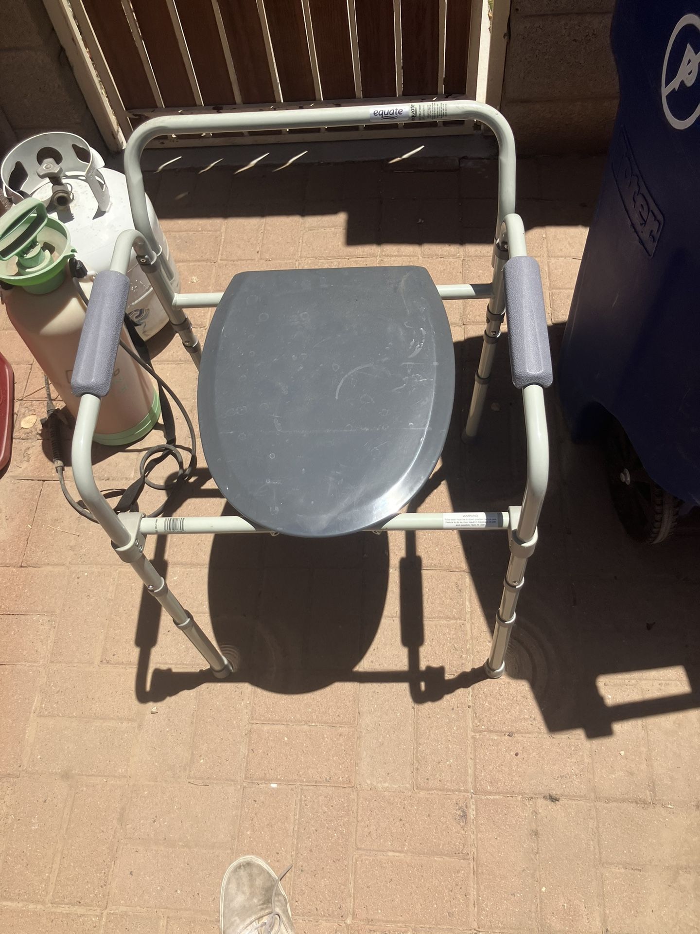 Commode