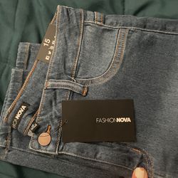Fashion Nova Jeans 