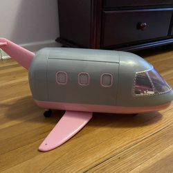 Lori Airplane - Luxury Jet