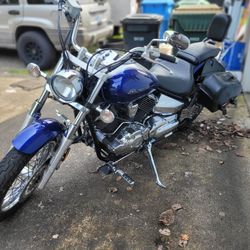 Yamaha 1100 VStar