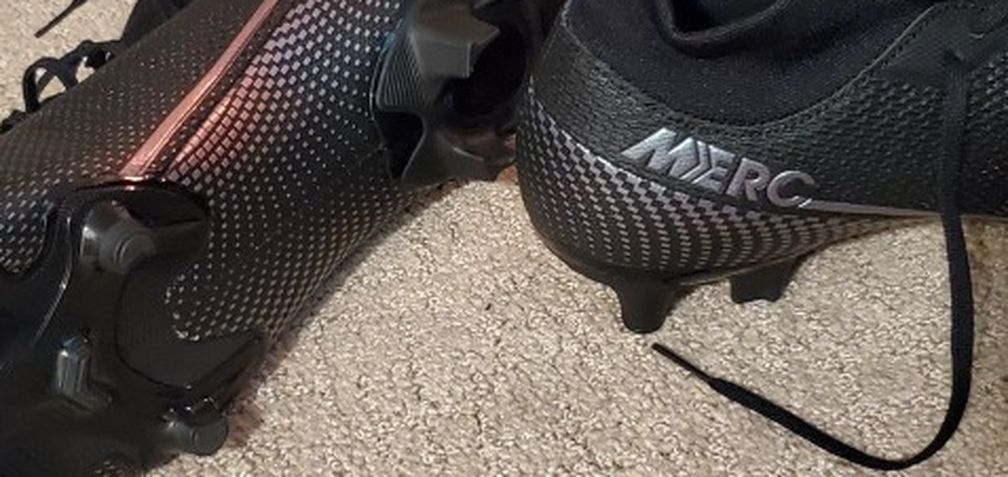 Merc Nike Soccer Shoes Size 10
