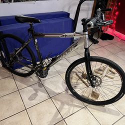 Trek Alpha 4300 Aluminum 