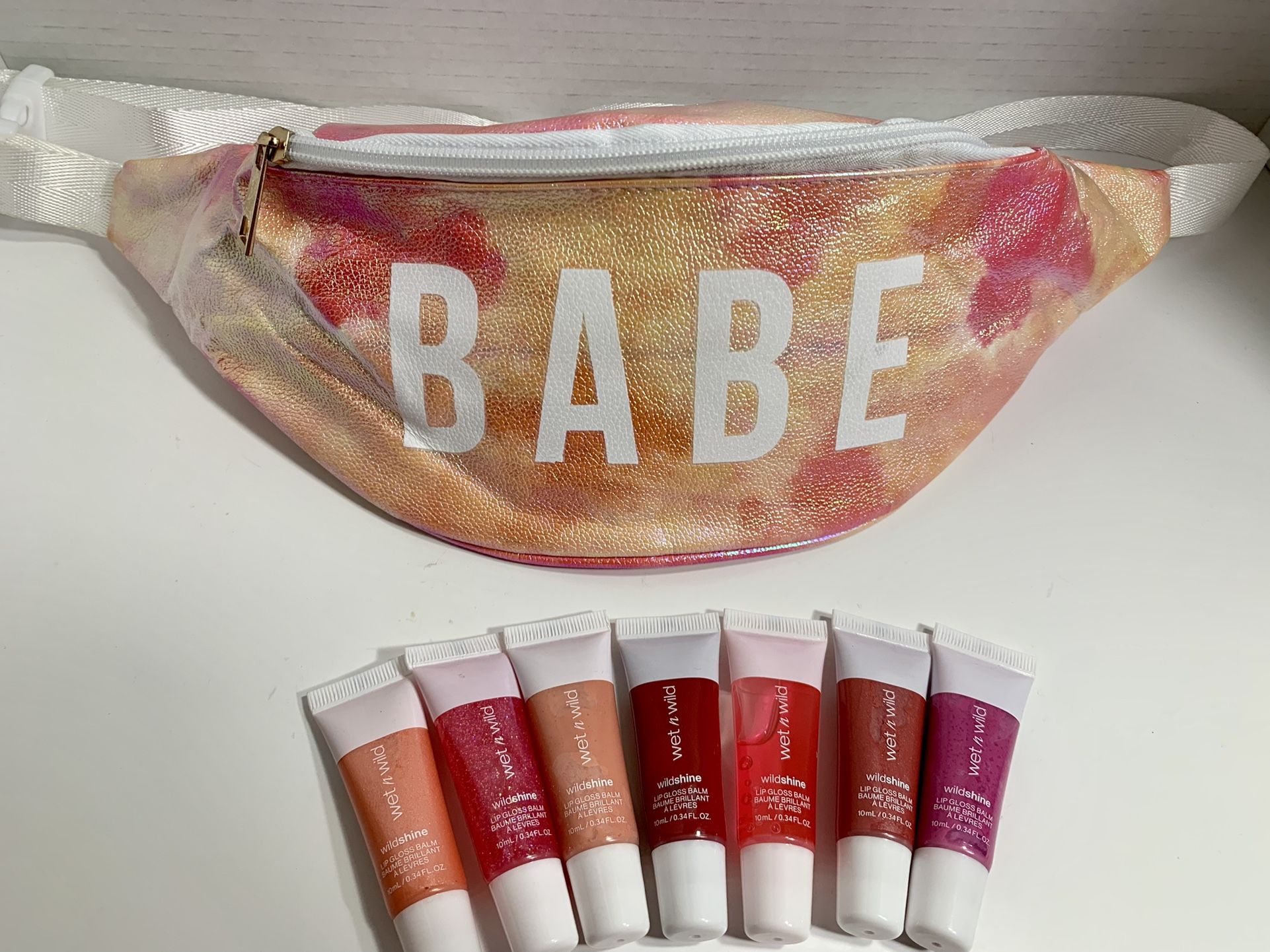 NEW Babe Fanny Waist Pack W/  7 Wet & Wild Lip Glosses