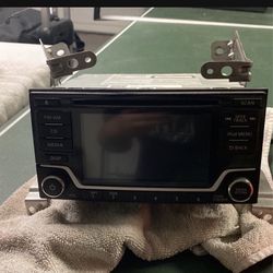 Nissian frontier 2017 radio
