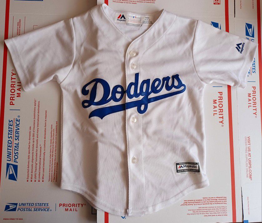 Dodgers jersey 4T bellinger 35 kids 4T toddler jersey for Sale in Summit,  IL - OfferUp