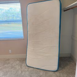 Twin size mattress