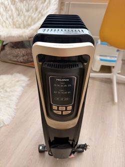 PELONIS Champagne Oil Filled Radiator Heater