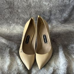 Tom Ford Beige Patent Leather Pumps Size 10 (40)