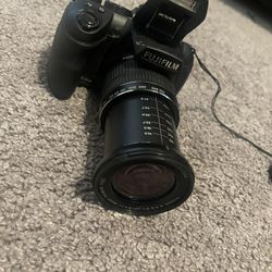 fujifilm finepix hs25exr Camera 