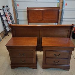 Queen Bedroom Set
