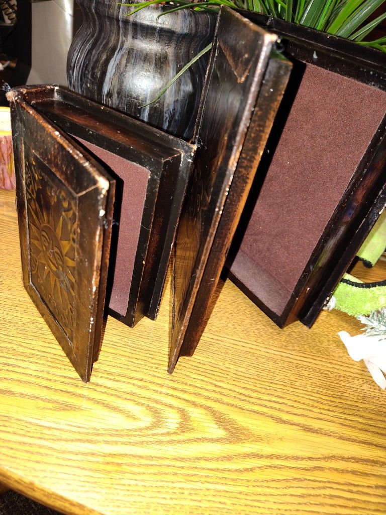 Hollow Books