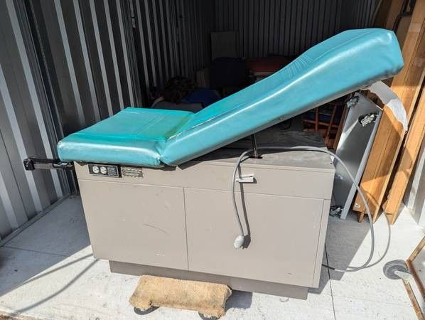 Physician's Multi-Position Medical Examination Table