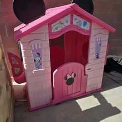 Minnie Mouse Playhouse 