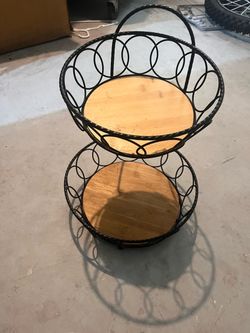 2-Tier Metal Wire Fruit Basket Stand