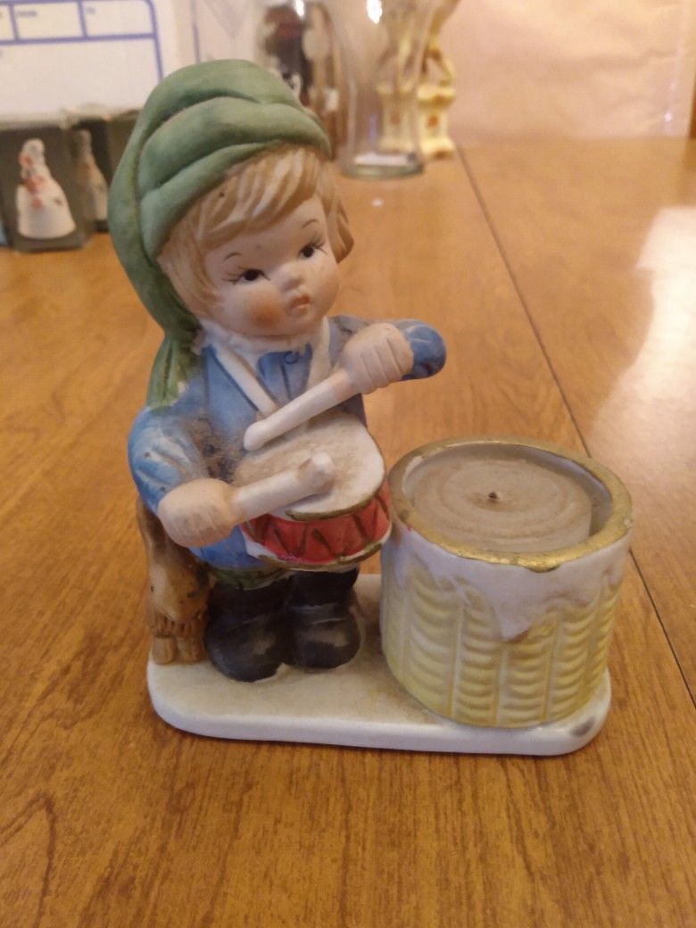 Christmas Luvkins Figure