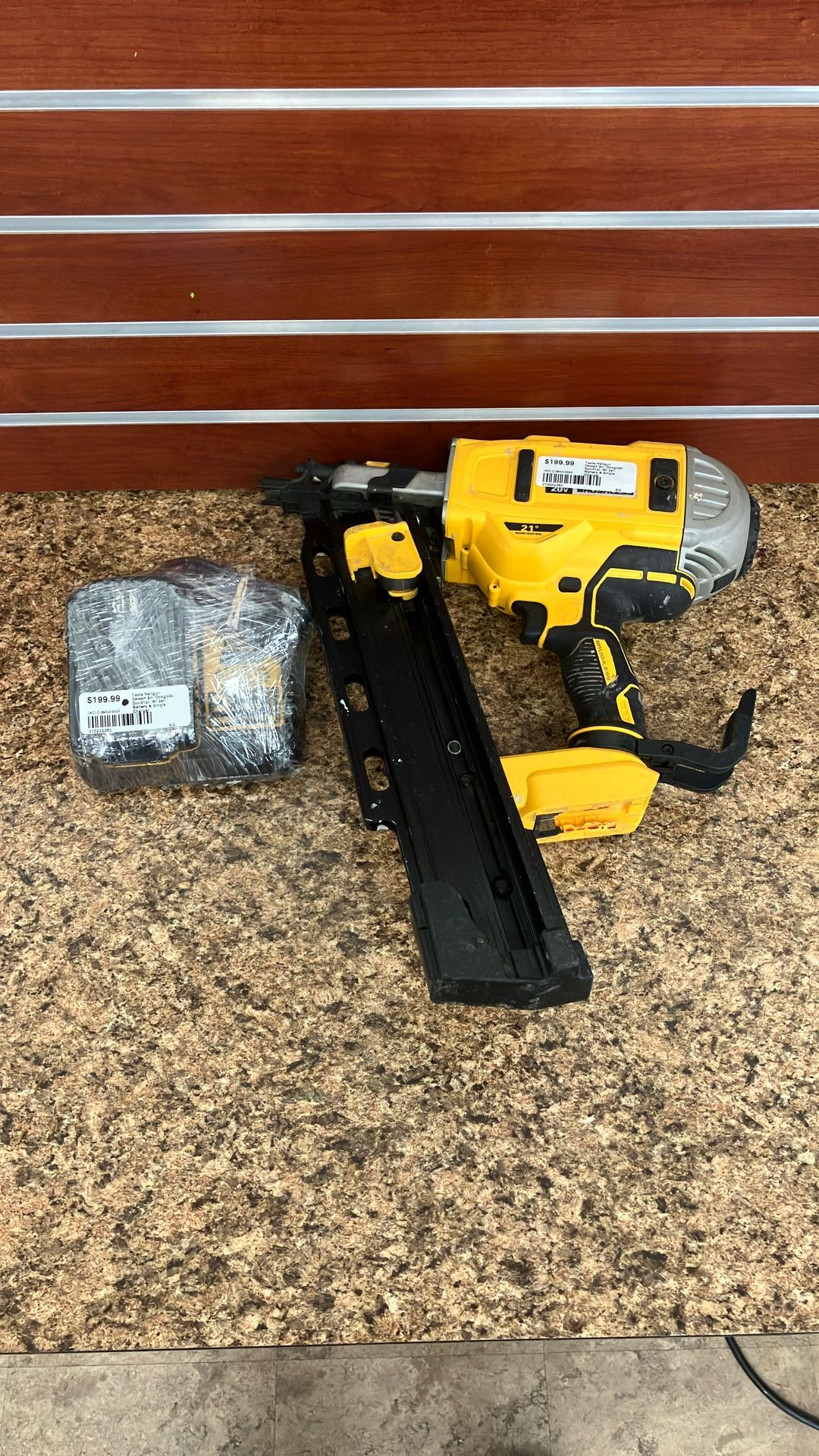 Tools Dewalt Nailgun Dbvg35b