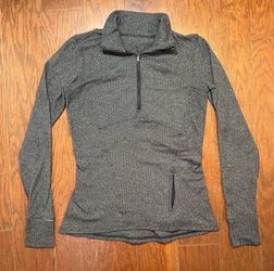 Women’s Lululemon Quarterzip