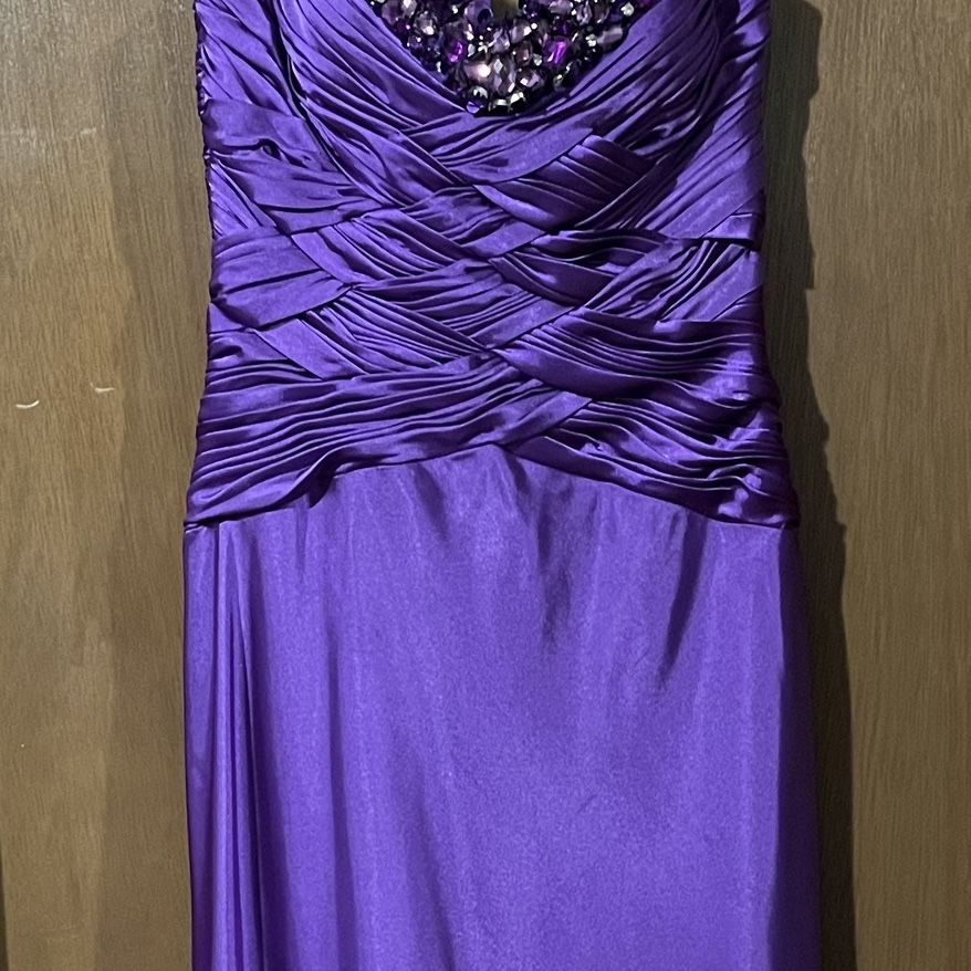 Formal Dress for Sale in Bothell, WA - OfferUp