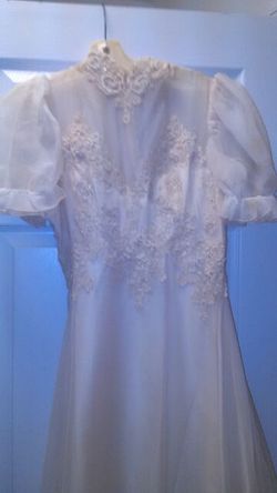 Wedding dress