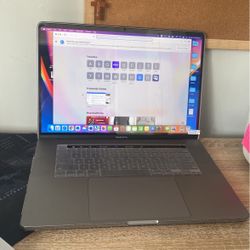 Macbook Open Box 16” Used 