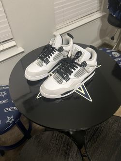 Jordan Retro 4  Military 