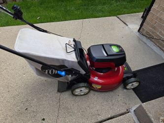 Toro battery operated Lawnmower