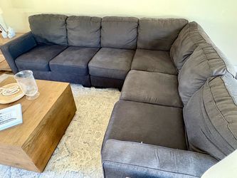 Sectional couch