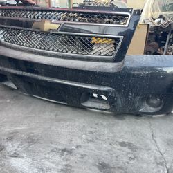 Chevy Suburban Part Out 