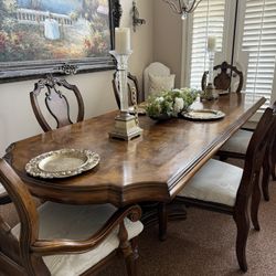 Dining Room Table 