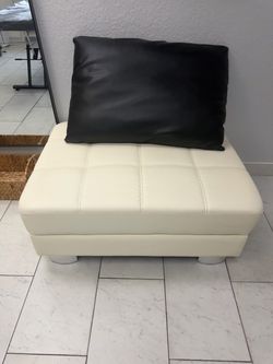 White Leather Tufted Ottoman with Chrome Legs