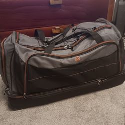28" Rolling Duffle Bag