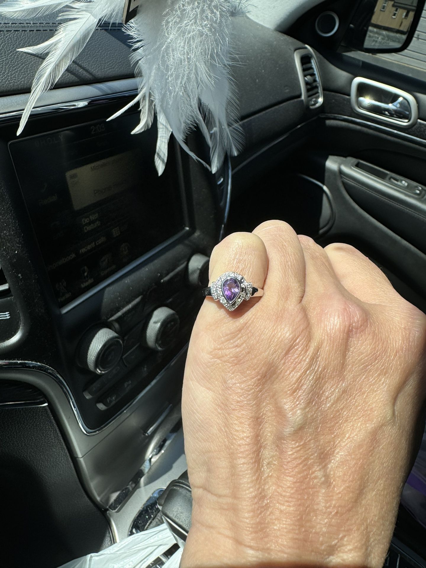 14k White Gold And Amethyst Ring