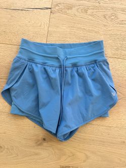Women’s Vuori Running short sz XS