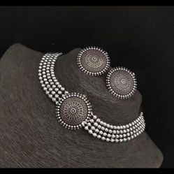 German Sliver Choker Set Comes With Neck Piece And Earrings 